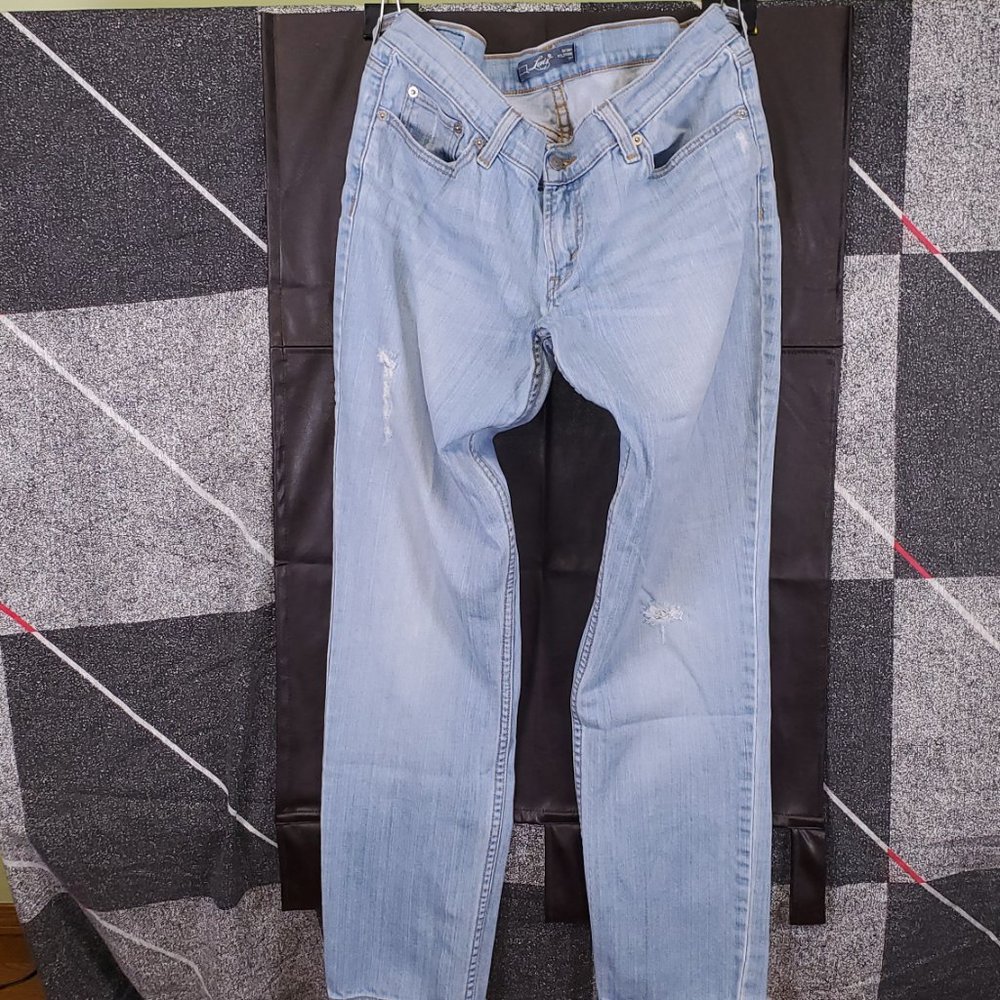 Distressed Levis Skinny Filiforme Jean 33x31